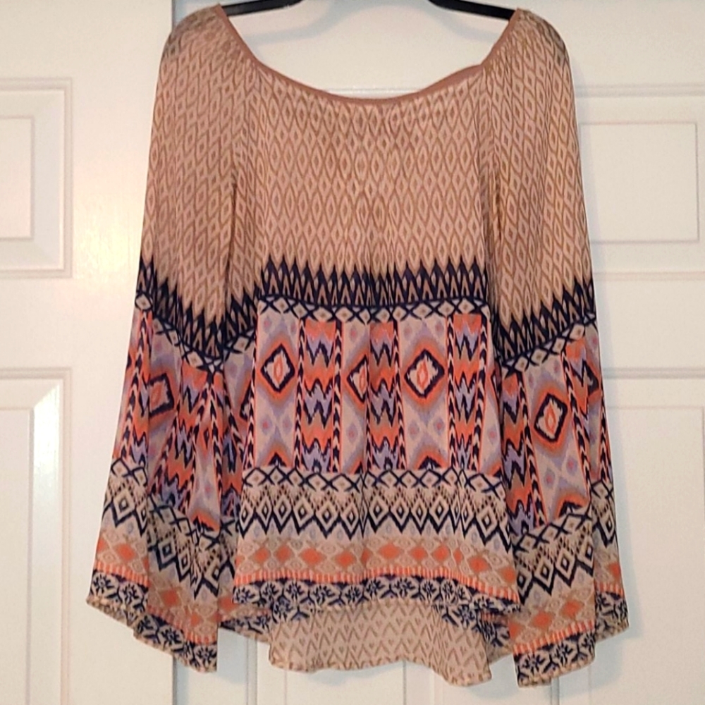 Beautiful sheer flowy blouse